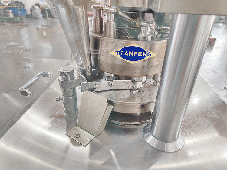 900x800x1800mm Pill Tablet Press Machine met maximale vuldiepte 15mm en tabletdikte 2-6mm