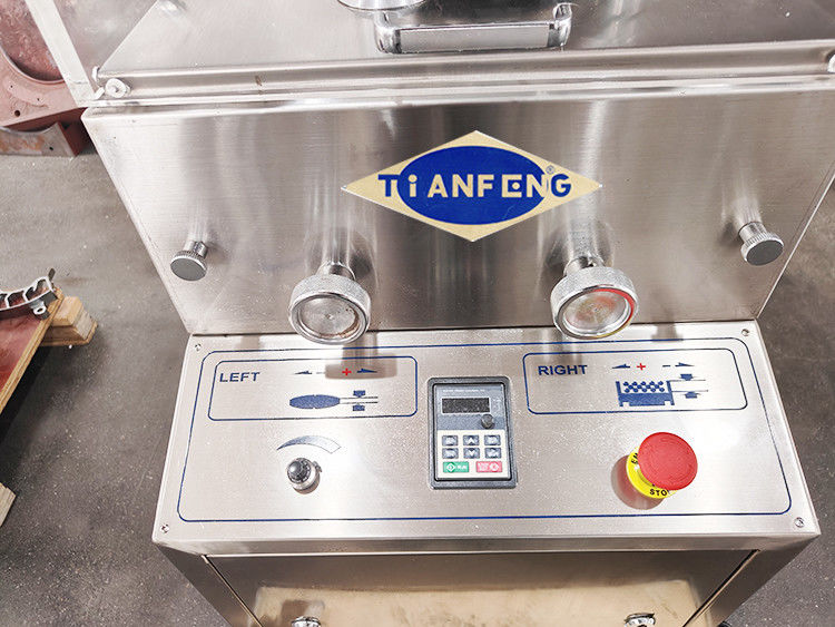 900x800x1800mm Pill Tablet Press Machine met maximale vuldiepte 15mm en tabletdikte 2-6mm