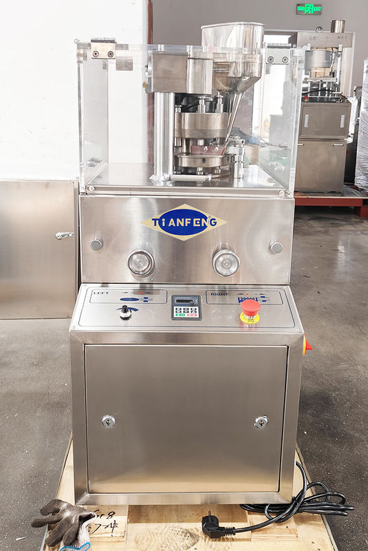 900x800x1800mm Pill Tablet Press Machine met maximale vuldiepte 15mm en tabletdikte 2-6mm