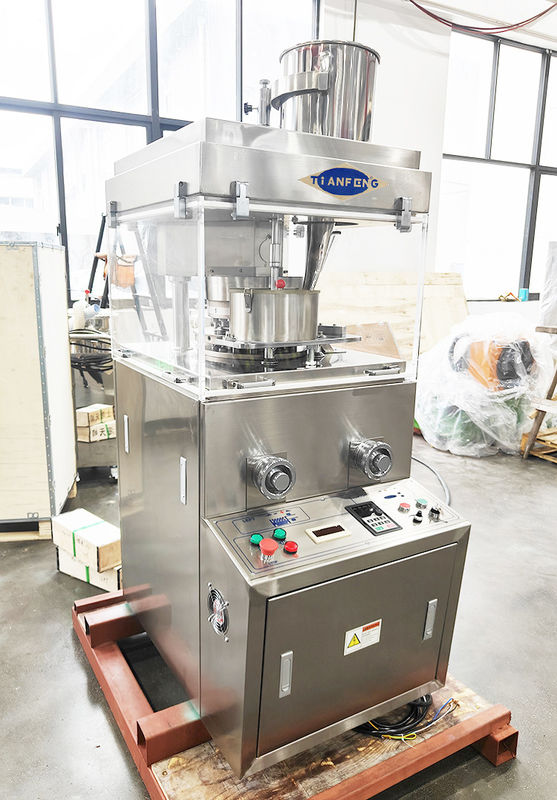 800x600x1500mm farmaceutische pillenpersmachine voor tabletproductie Maximale tabletdikte 6mm Materiaal 304/316 roestvrij staal