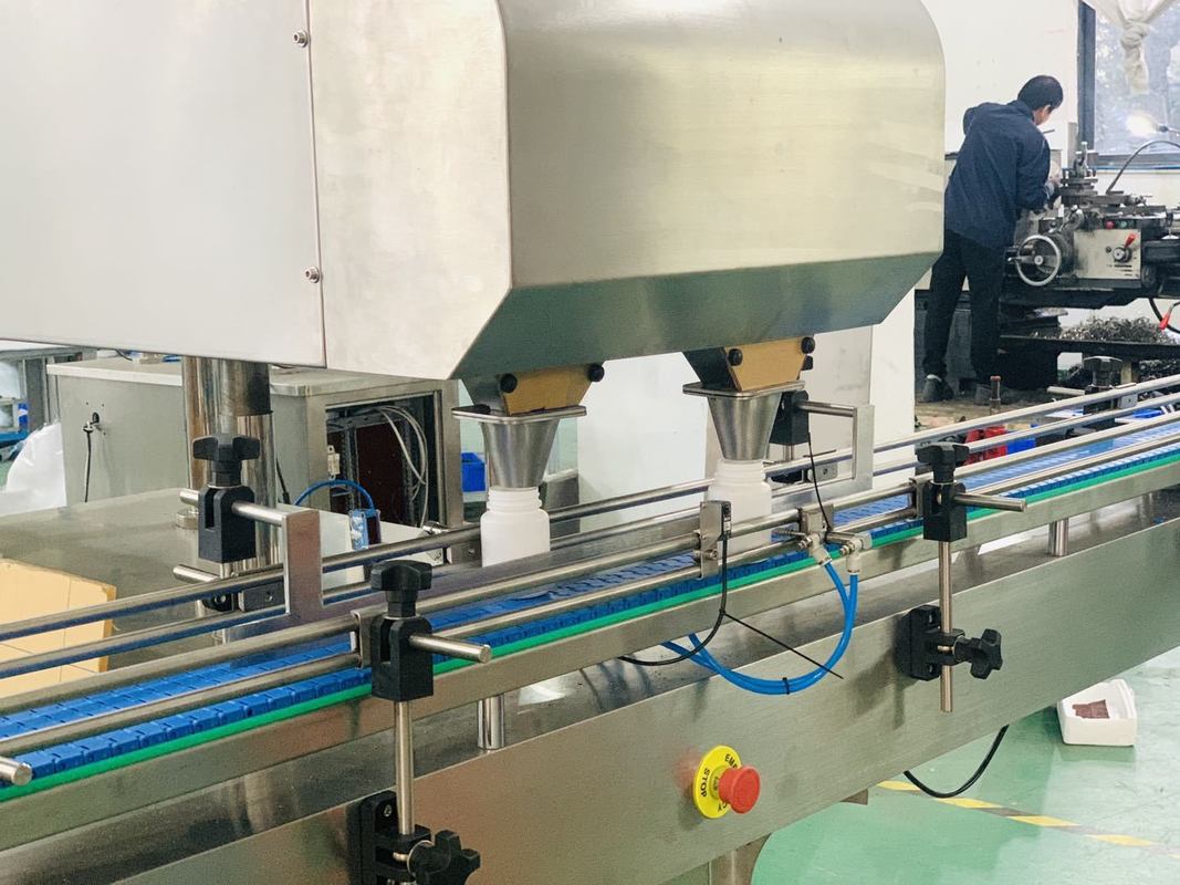 50HZ/60HZ Spanningsmeting en vulmachine 10-120 flessen per minuut Capaciteit voor snel en nauwkeurig vullen