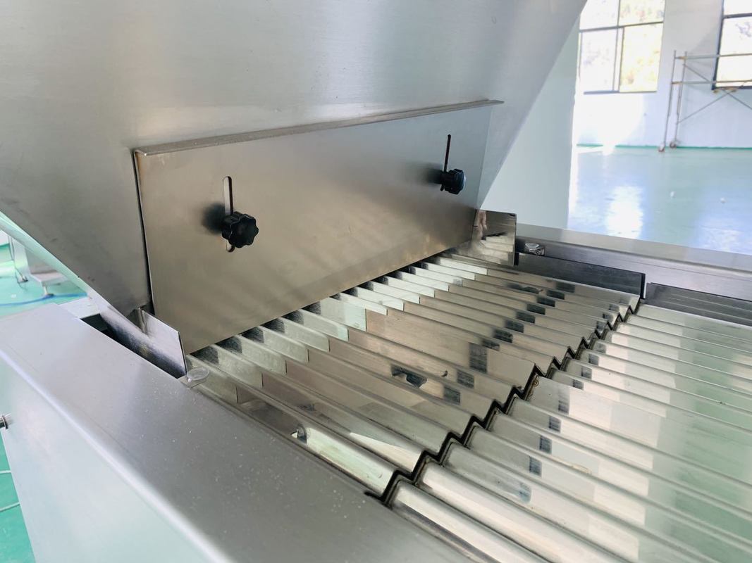 50HZ/60HZ Spanningsmeting en vulmachine 10-120 flessen per minuut Capaciteit voor snel en nauwkeurig vullen