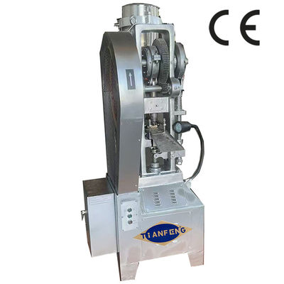 1.5KW Motor Power Tablet Press Machine voor maximale vuldiepte 25mm en productie